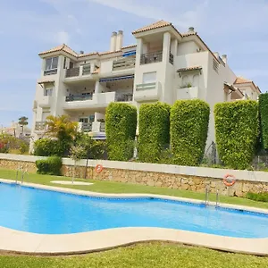 apartamento-puerto-banus-pool.es-andalucia.com/