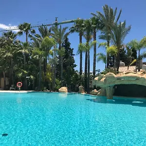  Apartamento Guadalpin Luxury