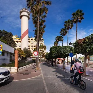 apartamento-junto-al-faro-marbella-centrovistas-mar-y.es-andalucia.com/